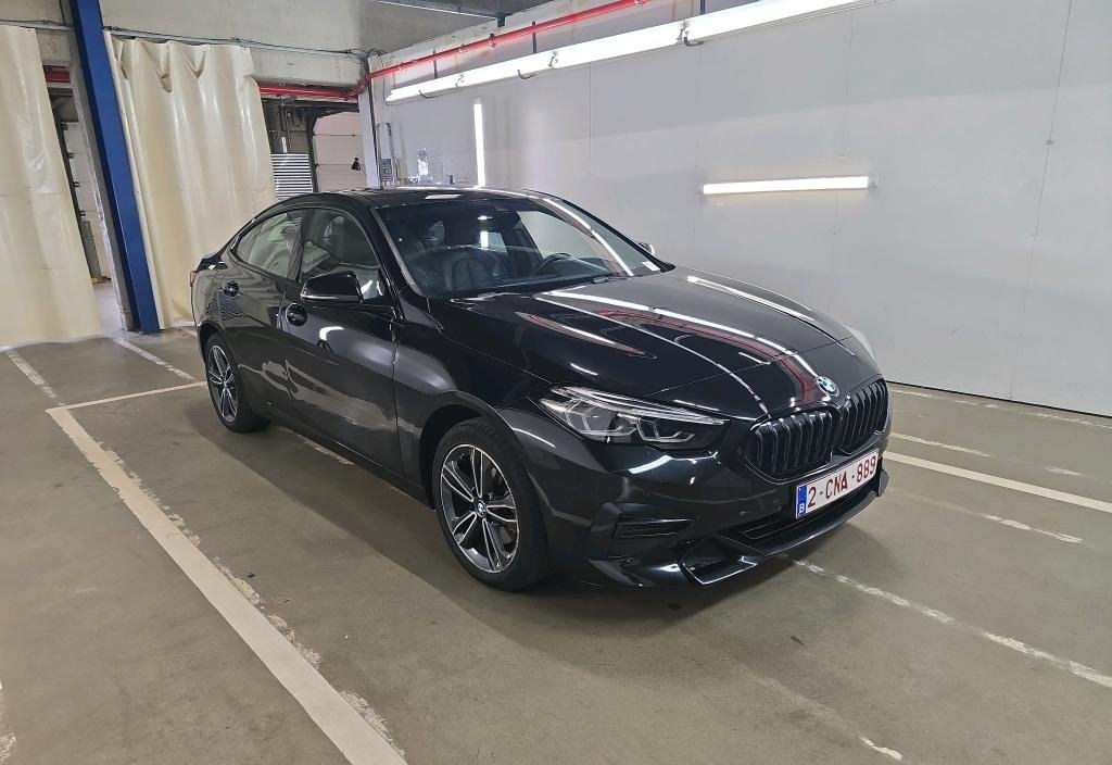 BMW 218 2022 2