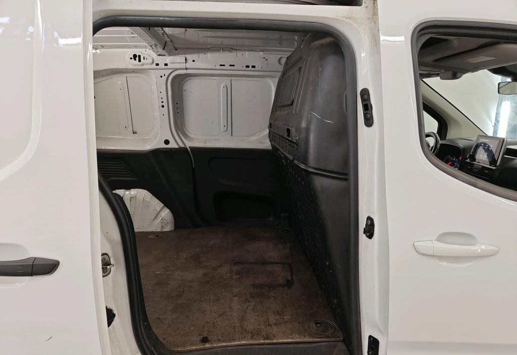 Opel Combo 2019 11