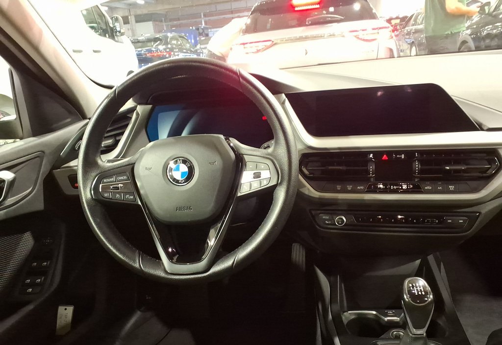 BMW 116d 2022 7