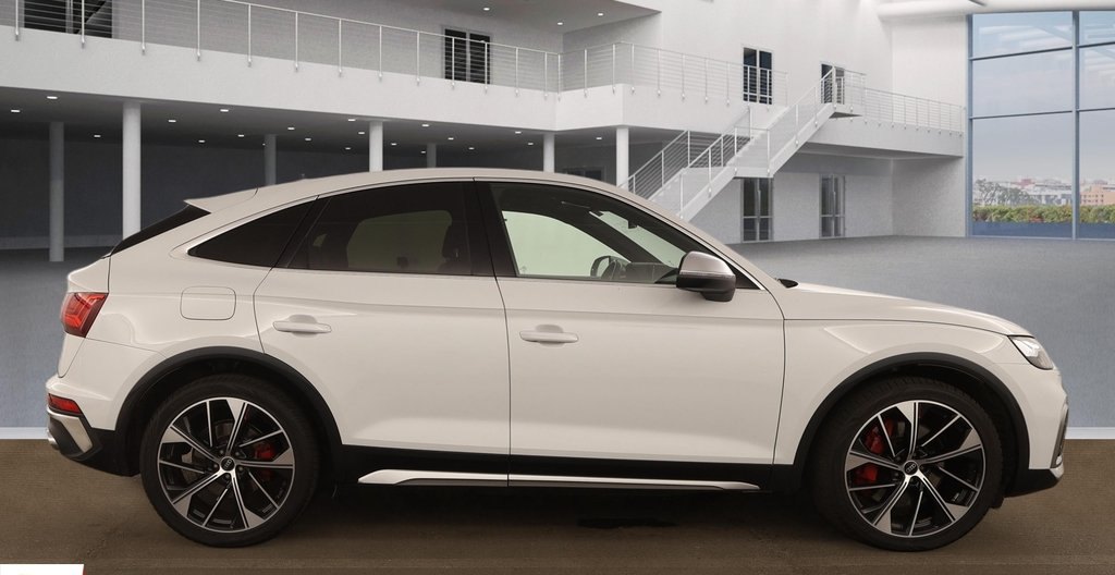 Audi SQ5 2023 6