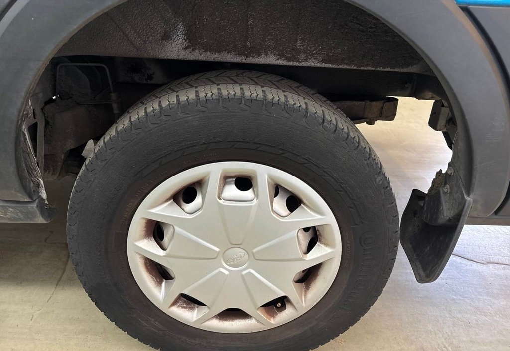 Ford E-TRANSIT 2023 10