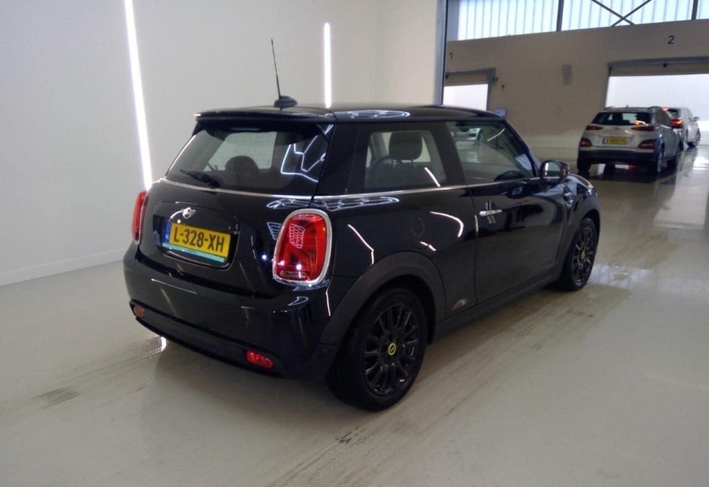 Mini Cooper 2021 4
