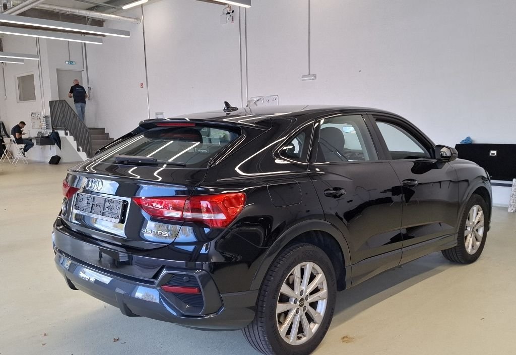 Audi Q3 2022 8