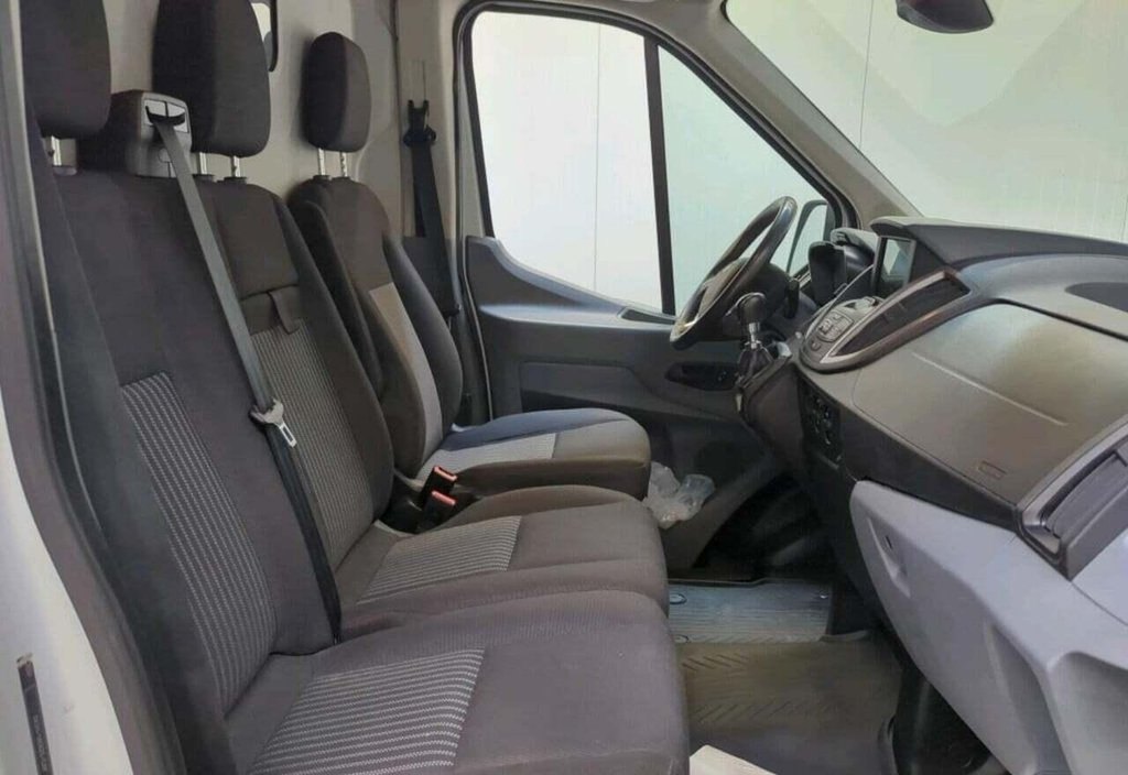 Ford Transit 2018 8