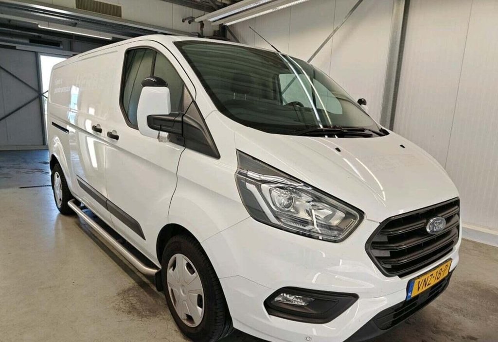 Ford Transit 2022 5