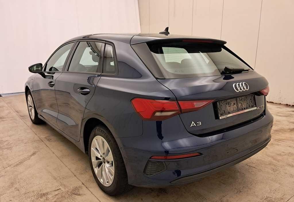 Audi A3 2022 4