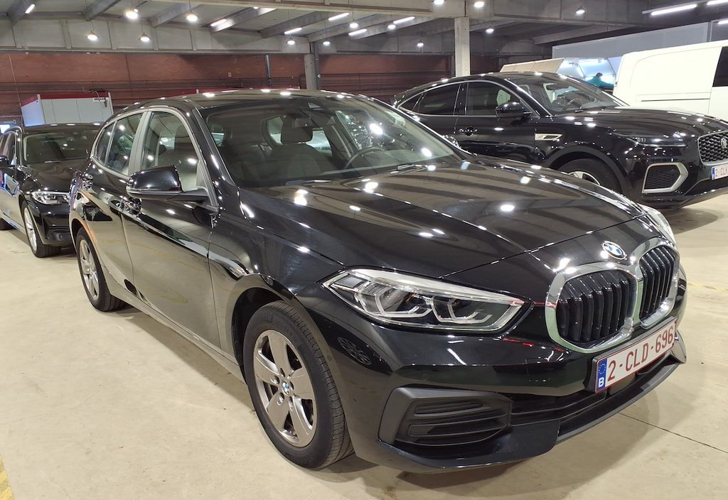 BMW 116d 2022 9