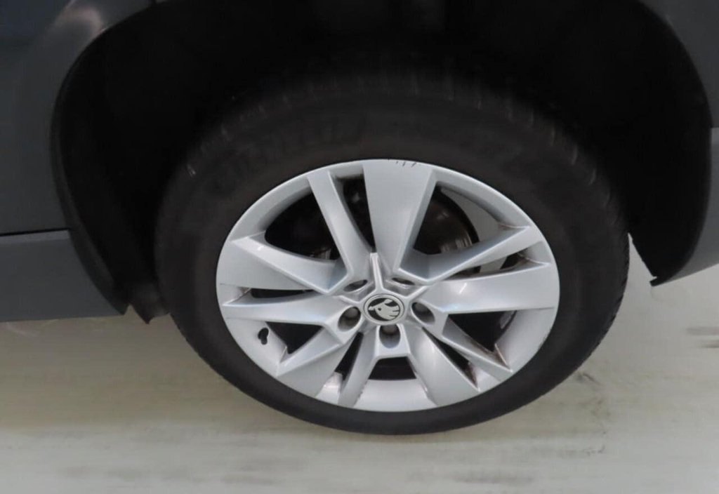 Skoda Karoq 2021 4