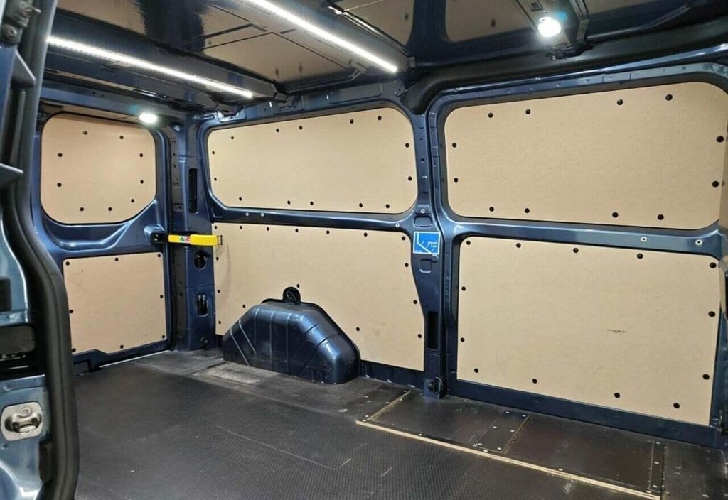 Ford Transit 2022 8
