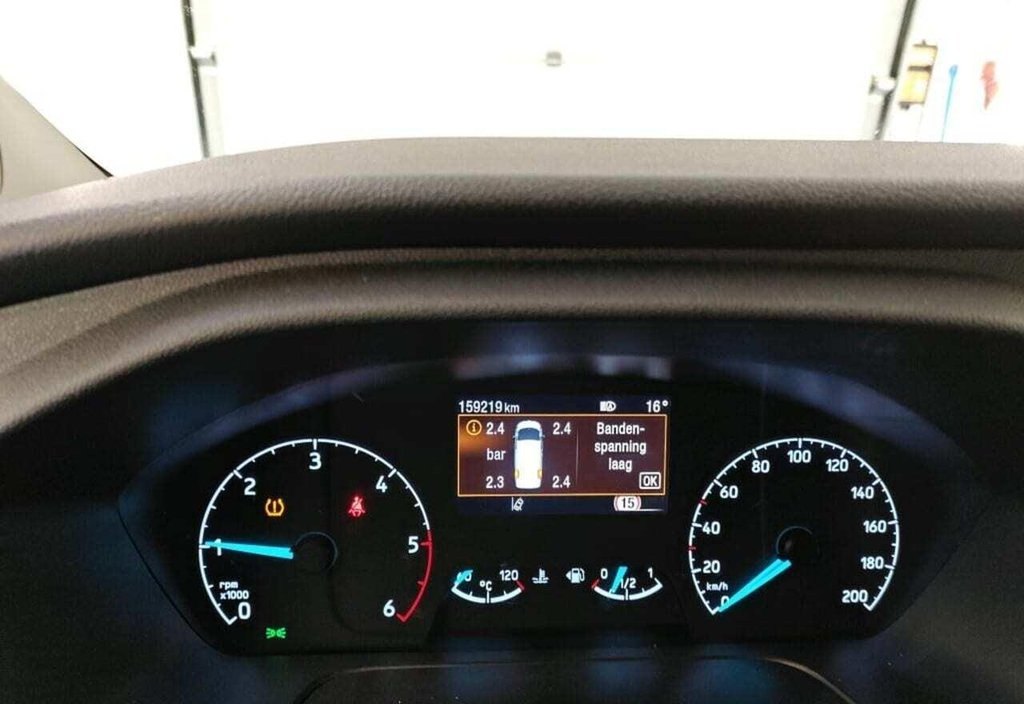 Ford Transit 2022 11