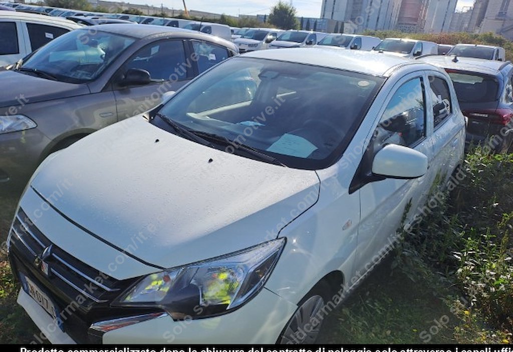 Mitsubishi Space