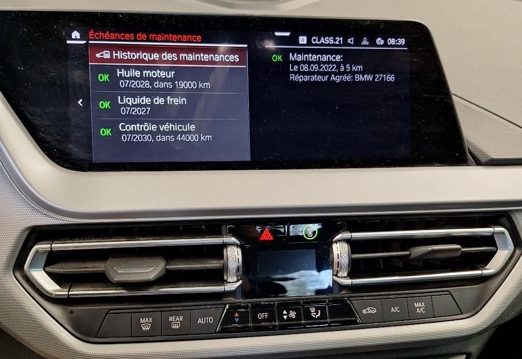 BMW 218 2022 11