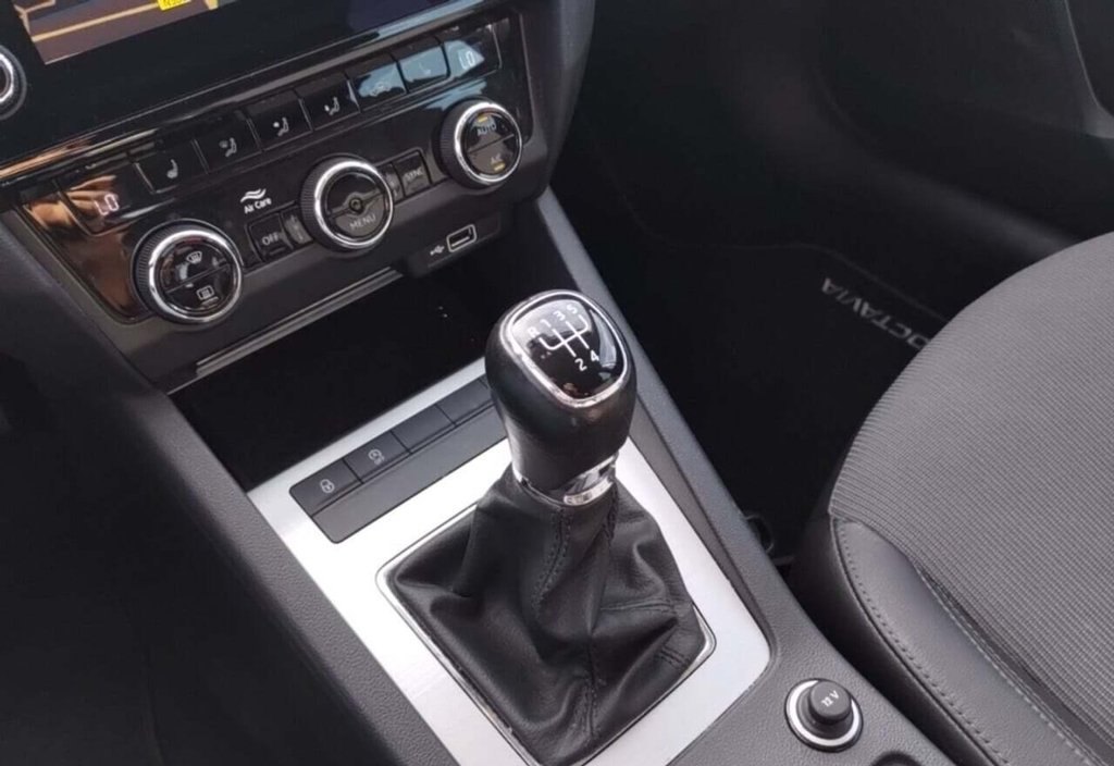 Skoda Octavia 2019 10