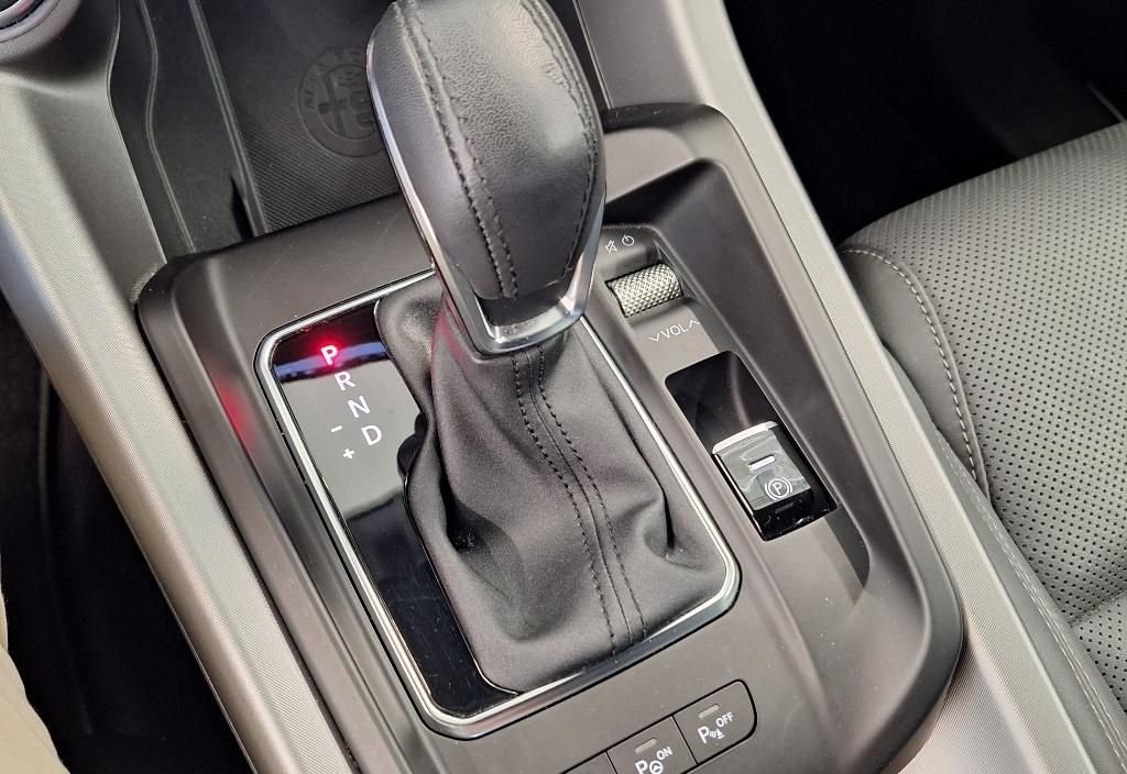 Alfa Romeo Tonale 2023 8
