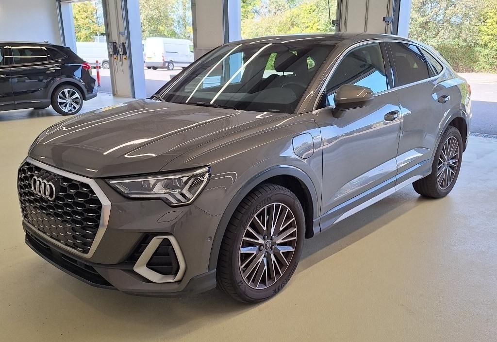 Audi Q3 2023 4