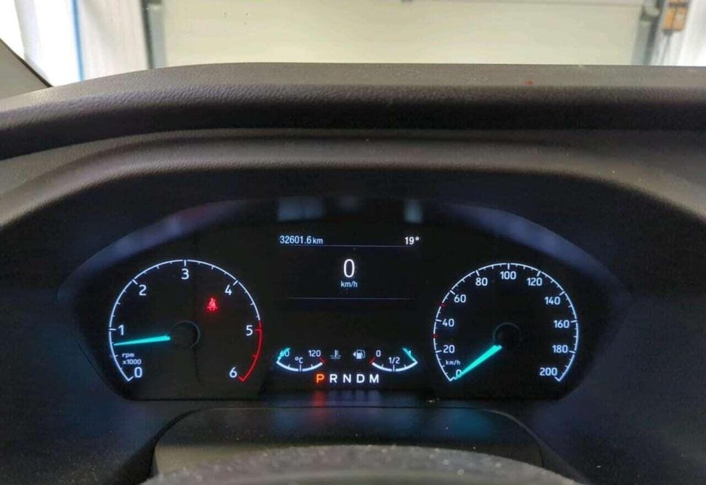 Ford Transit 2023 11