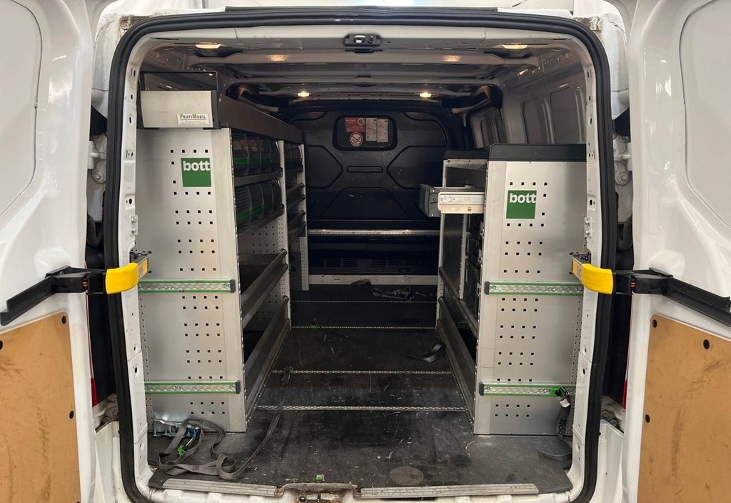 Ford Transit 2021 5