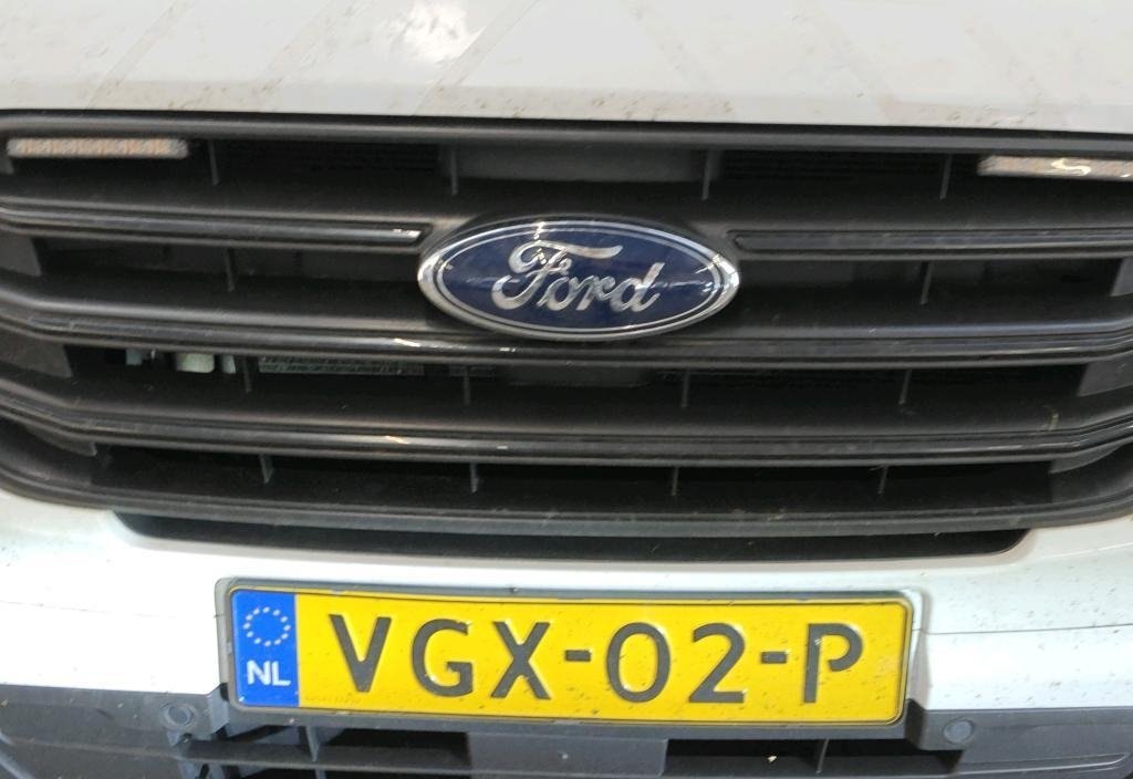 Ford Transit 2020 5
