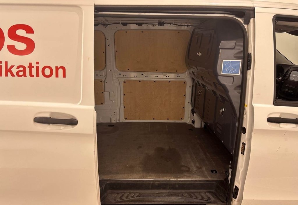 Mercedes-Benz Vito 2022 9