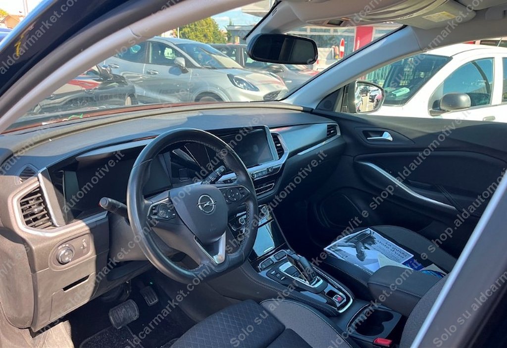 Opel Grandland 2022 8