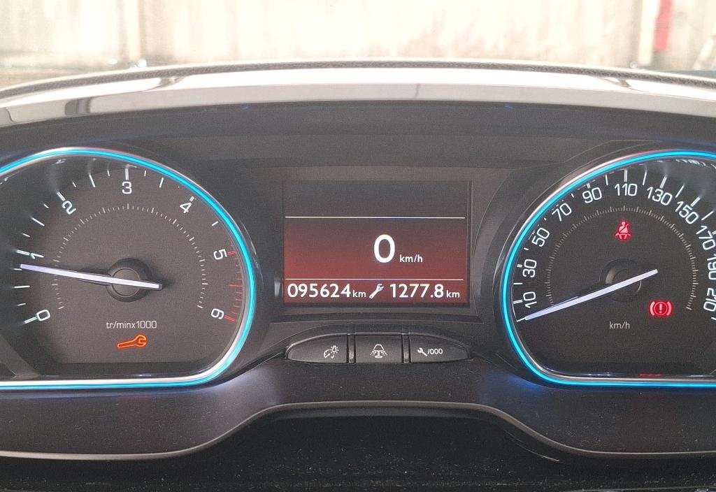 Peugeot 2008 2019 6