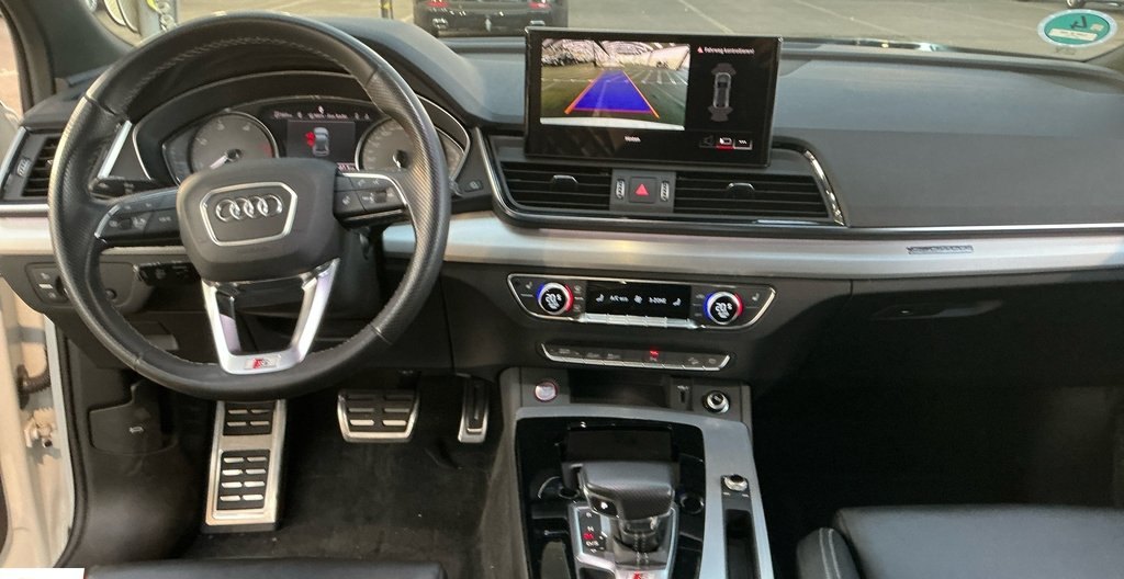 Audi SQ5 2023 12