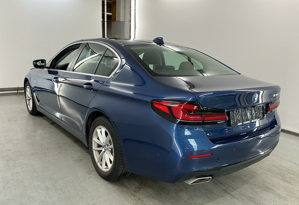 BMW 530e 2022 4