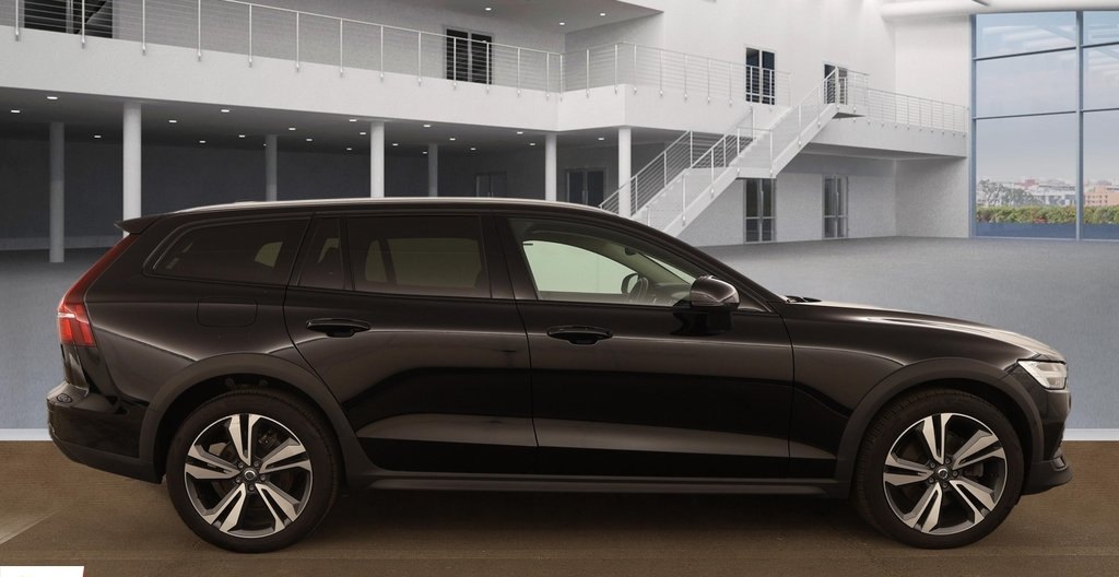 Volvo V60 2024 6