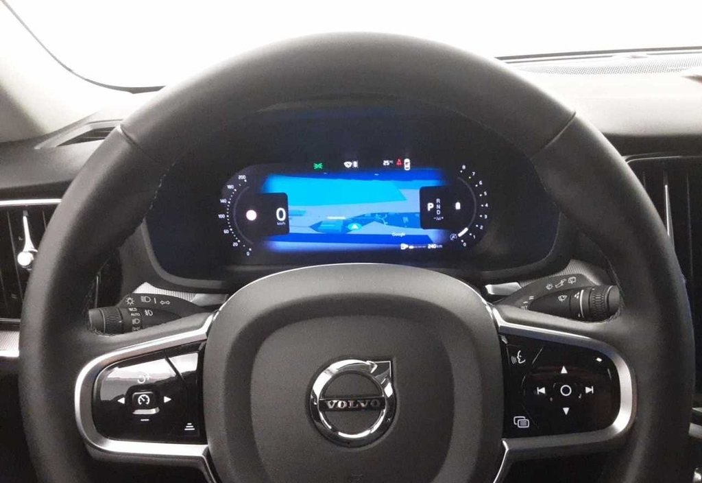 Volvo V60 2024 7
