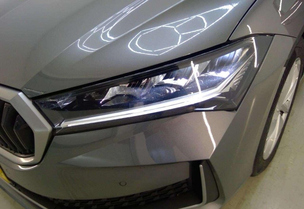 Skoda Superb 2025 8