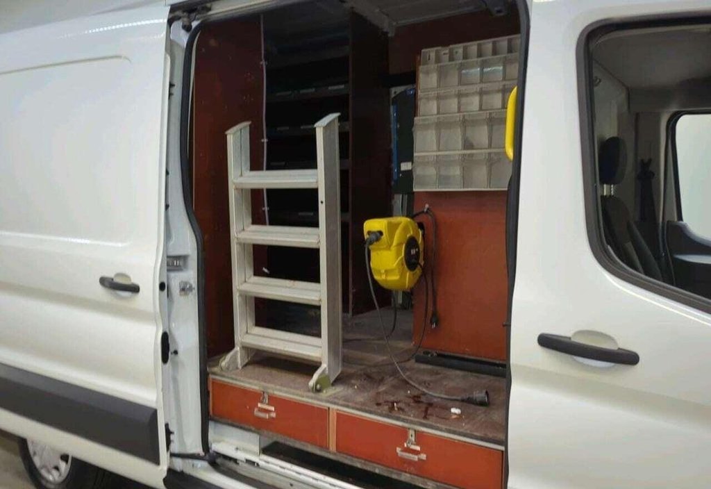 Ford Transit 2018 9