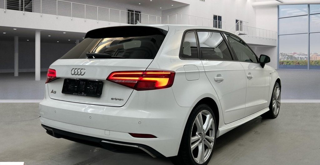 Audi A3 2018 3