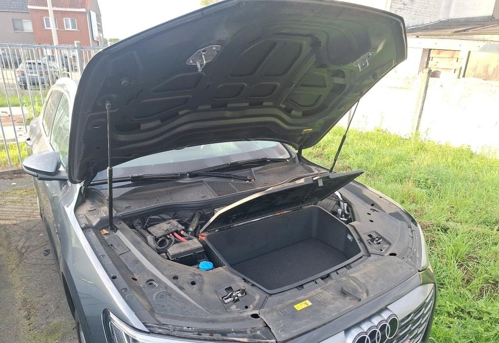 Audi Q8 2024 3