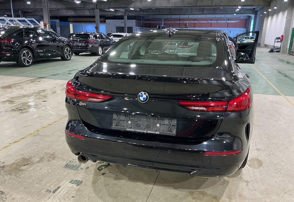 BMW 218 2021 6