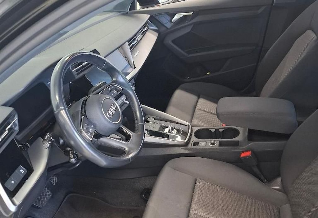 Audi A3 2023 6