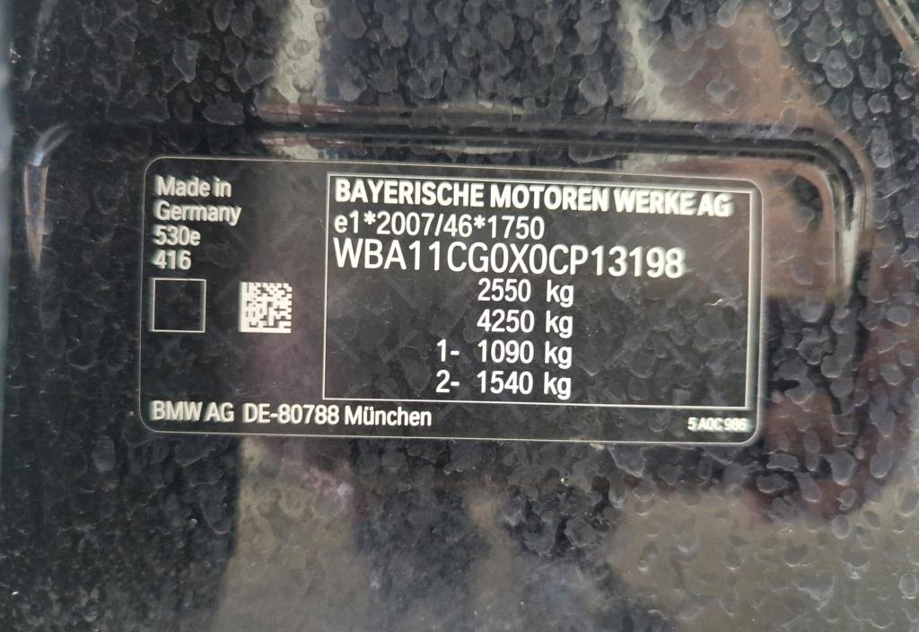BMW 530e 2023 5