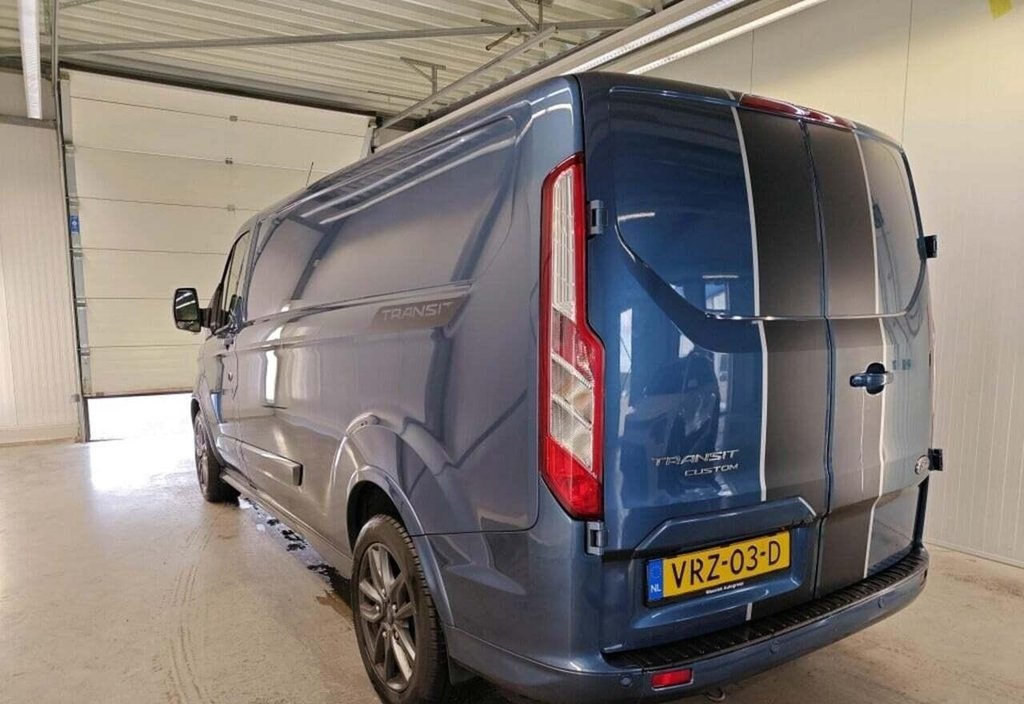 Ford Transit 2022 6