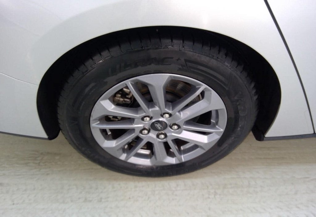 Ford Focus 2024 11