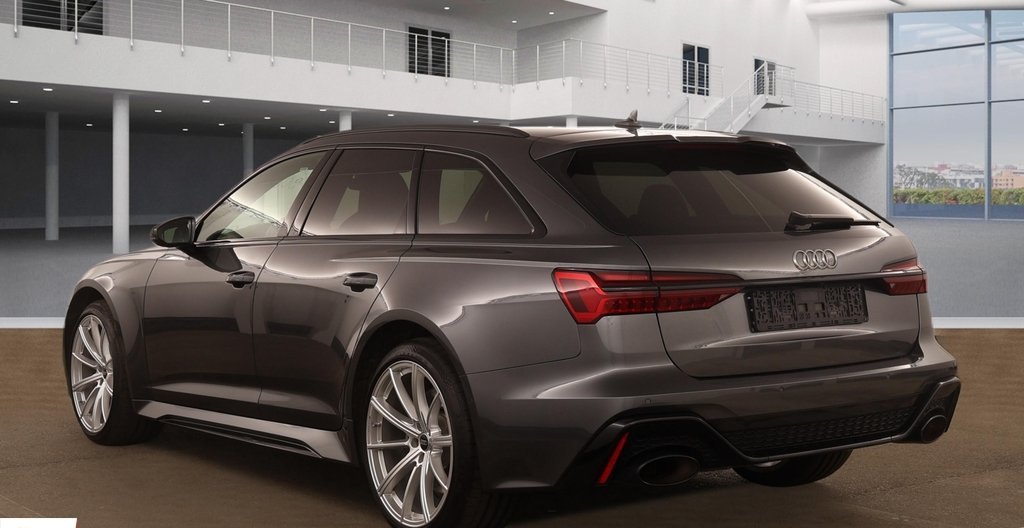 Audi RS6 2023 4