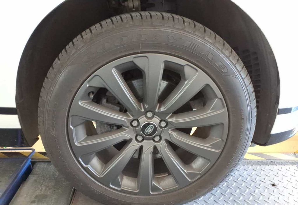 Land Rover Range 2023 12