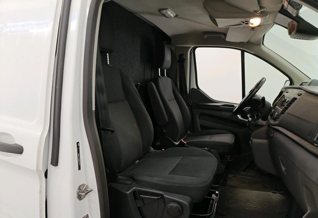 Ford Transit 2020 3