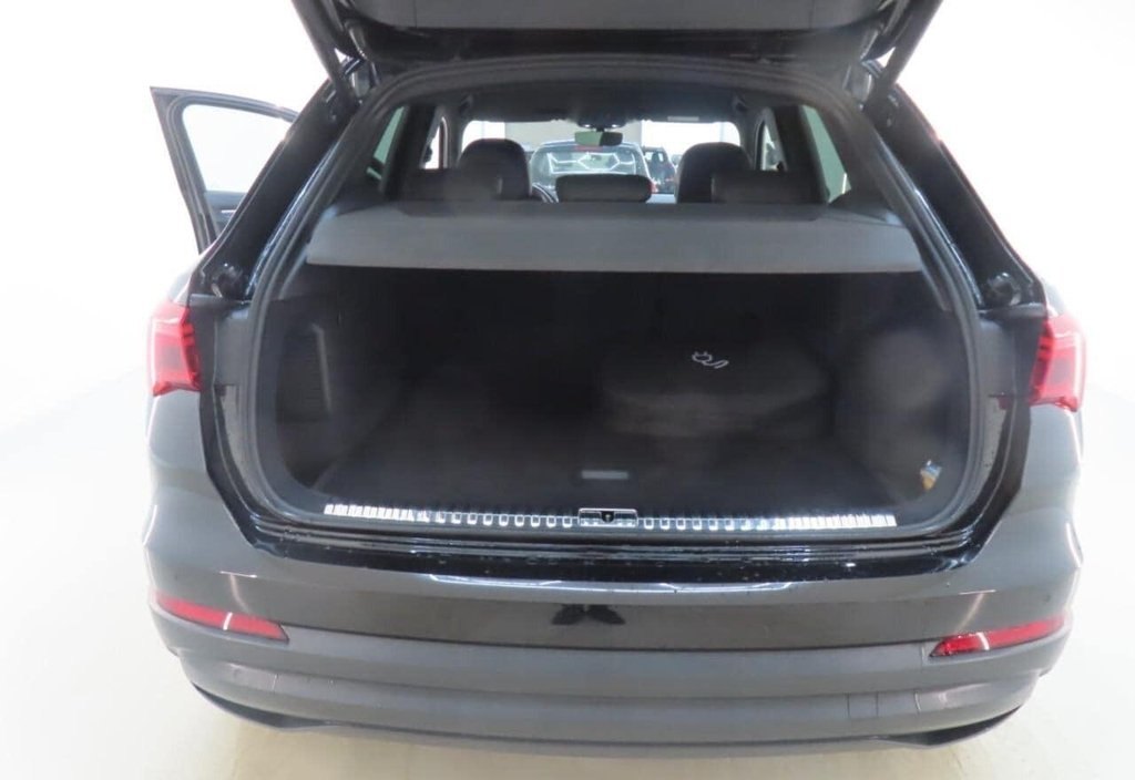 Audi Q3 2022 9