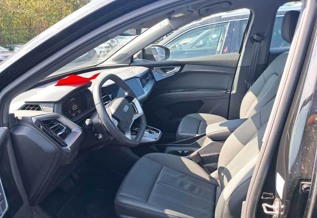 Audi Q4 e-tron 2025 12