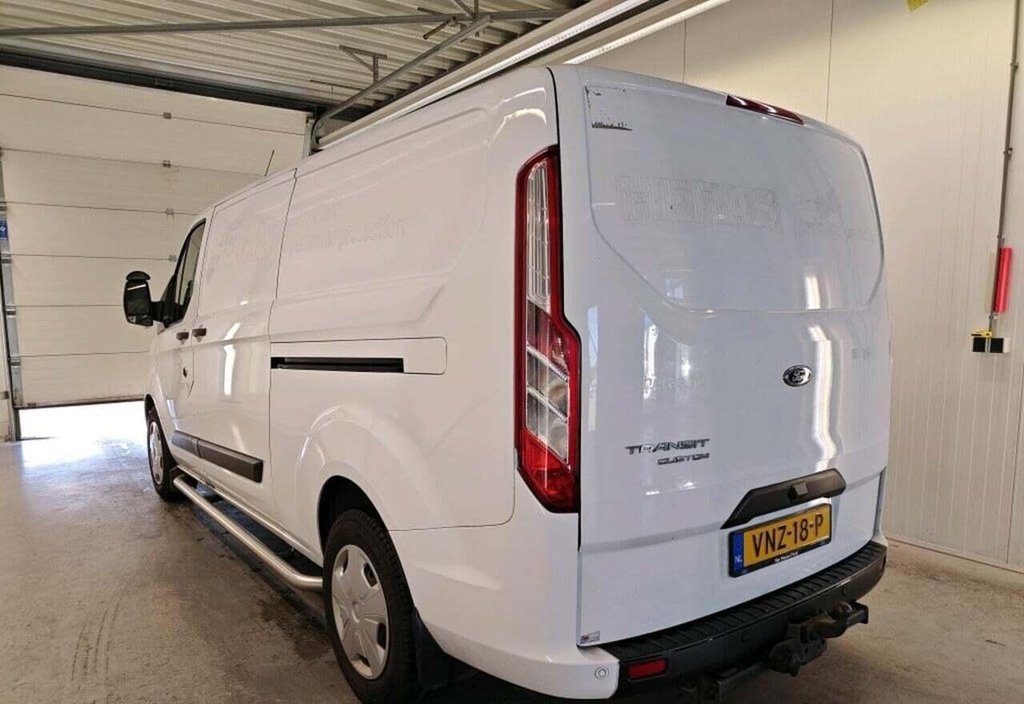 Ford Transit 2022 6