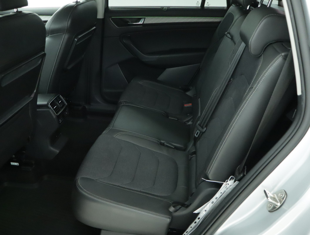 Škoda Kodiaq 2.0 TSI 4x4 2021 12
