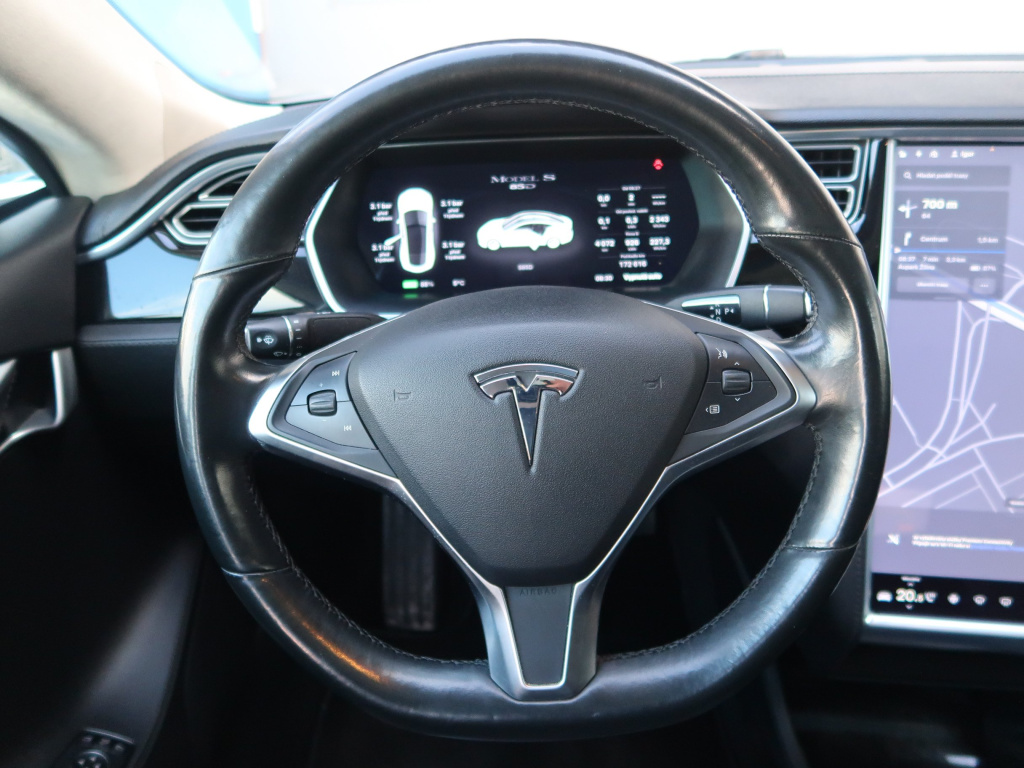 Tesla Model S 4x4 2015 18