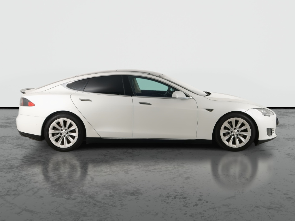 Tesla Model S 4x4 2015 8