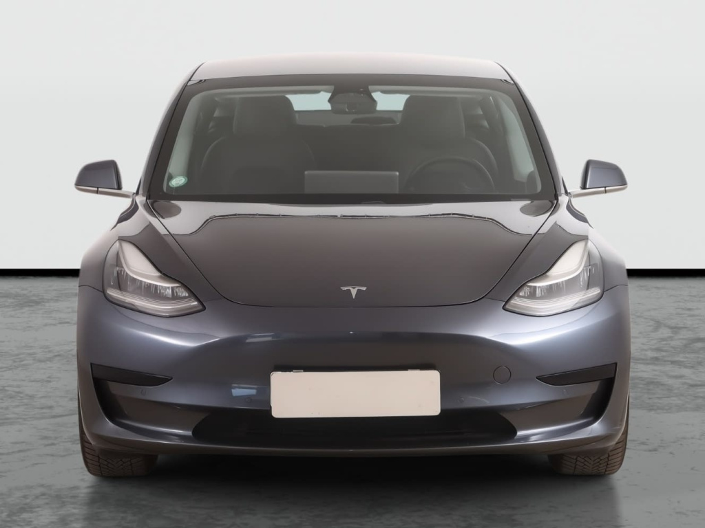 Tesla Model 3 2020 2
