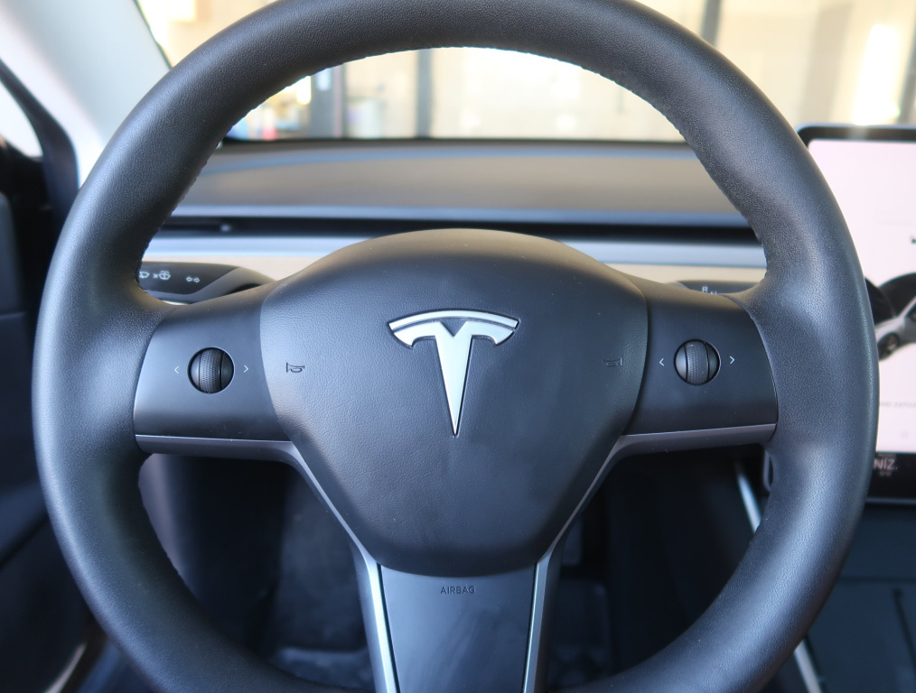Tesla Model 3 2020 19