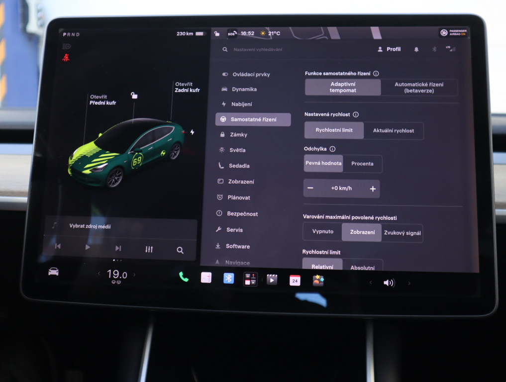 Tesla Model 3 2019 24
